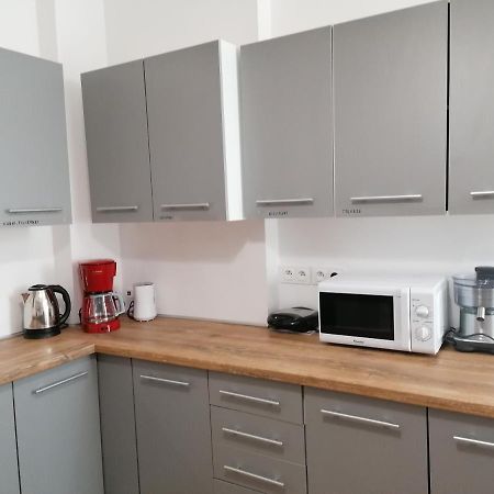 Hostel Tulip - Pokoj 7 Ze Wspolna Lazienka I Kuchnia Szczecin Dış mekan fotoğraf
